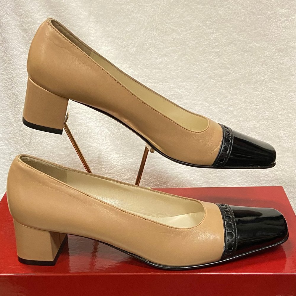 Salvatore Ferragamo • Marisa • Nude/Blk Pat. Pumps